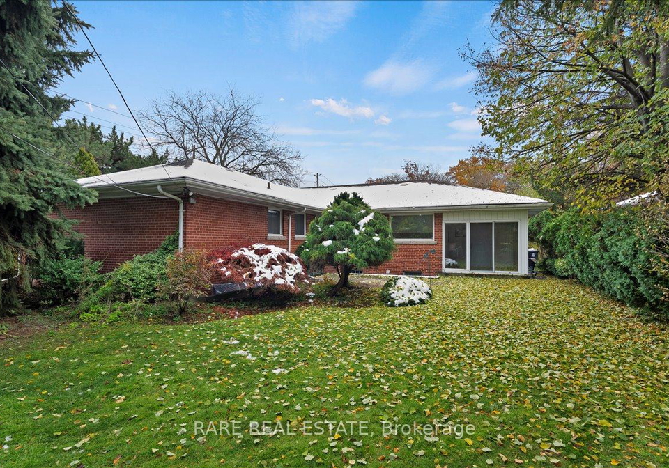 2-aylesbury-road-etobicoke-ontario-w12551436