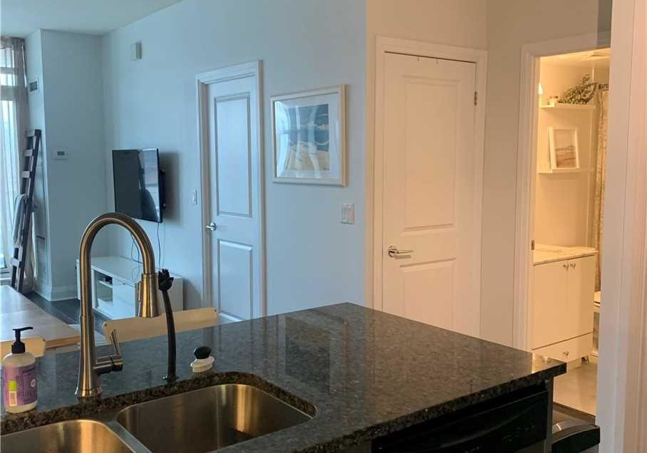 1185-the-queensway-avenue-etobicoke-ontario-w12551466