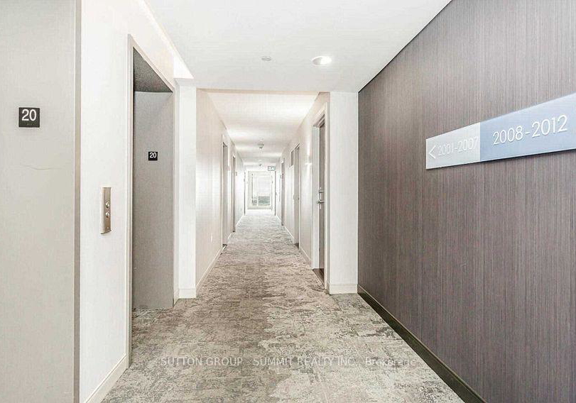 2560-eglinton-avenue-mississauga-ontario-w12551572