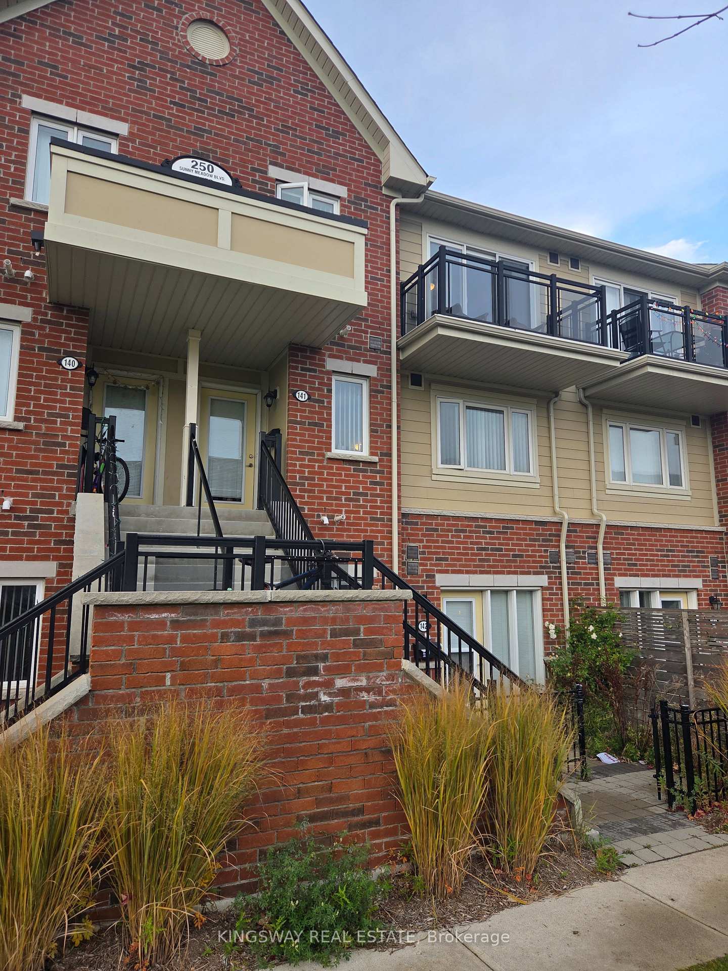 250-sunny-meadow-boulevard-brampton-ontario-w12551692