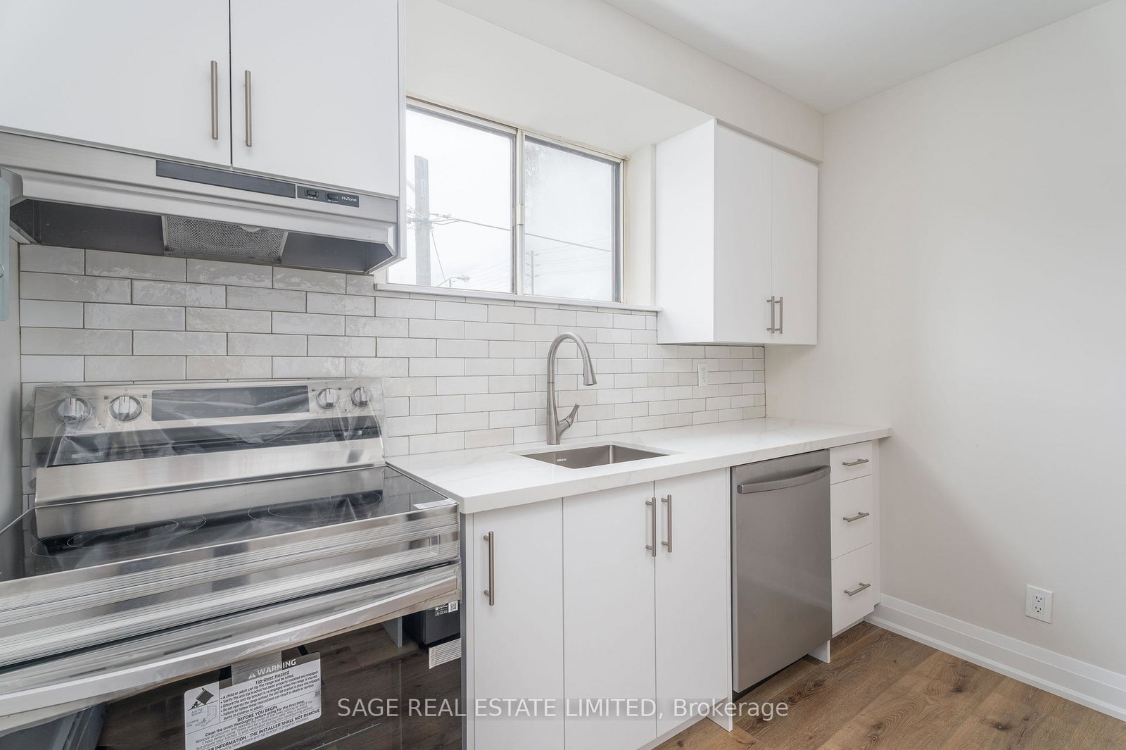 366-royal-york-road-etobicoke-ontario-w12551810