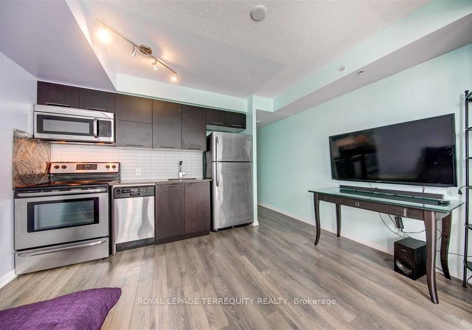 20-joe-shuster-way-toronto-ontario-w12551904