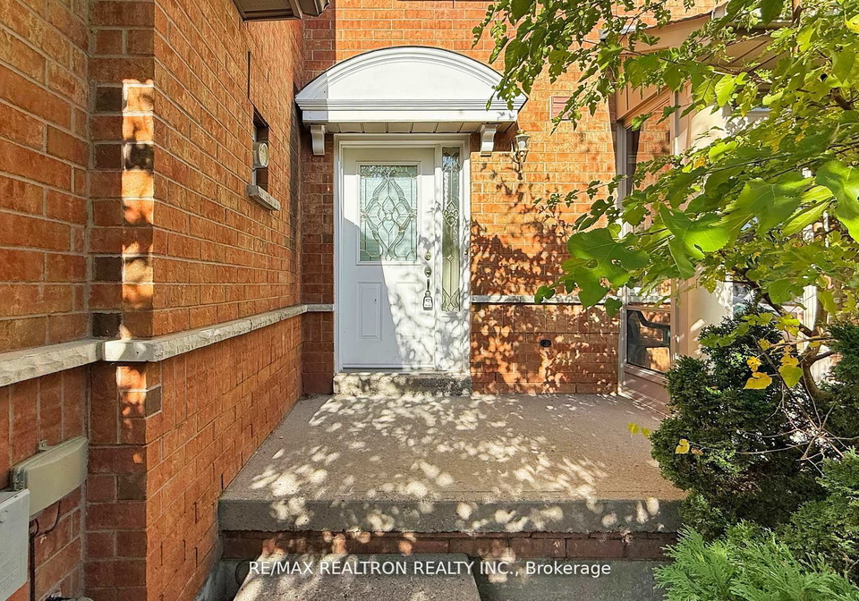 427-ravineview-way-oakville-ontario-w12552648