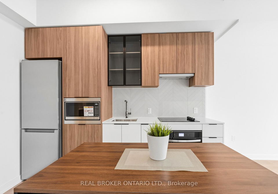 1037-the-queensway-etobicoke-ontario-w12552758