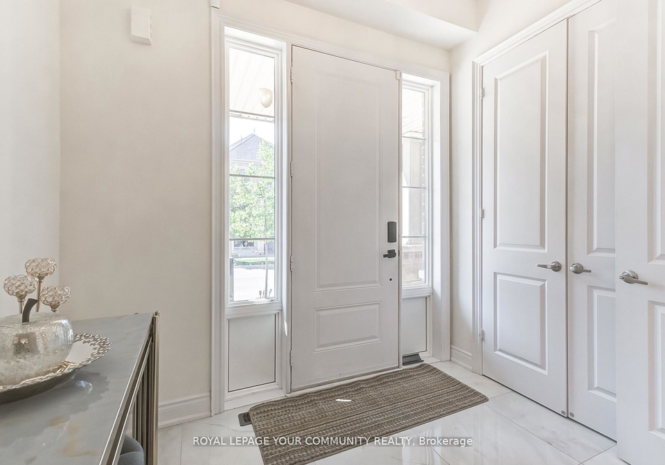 30-marvin-avenue-oakville-ontario-w12553378