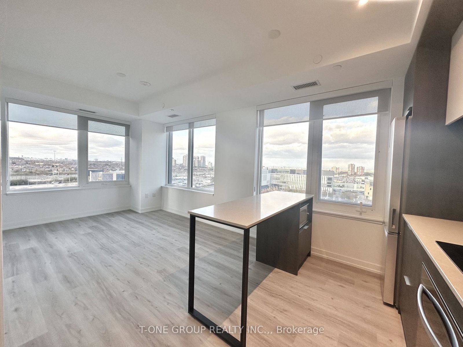 395-square-one-drive-mississauga-ontario-w12553624