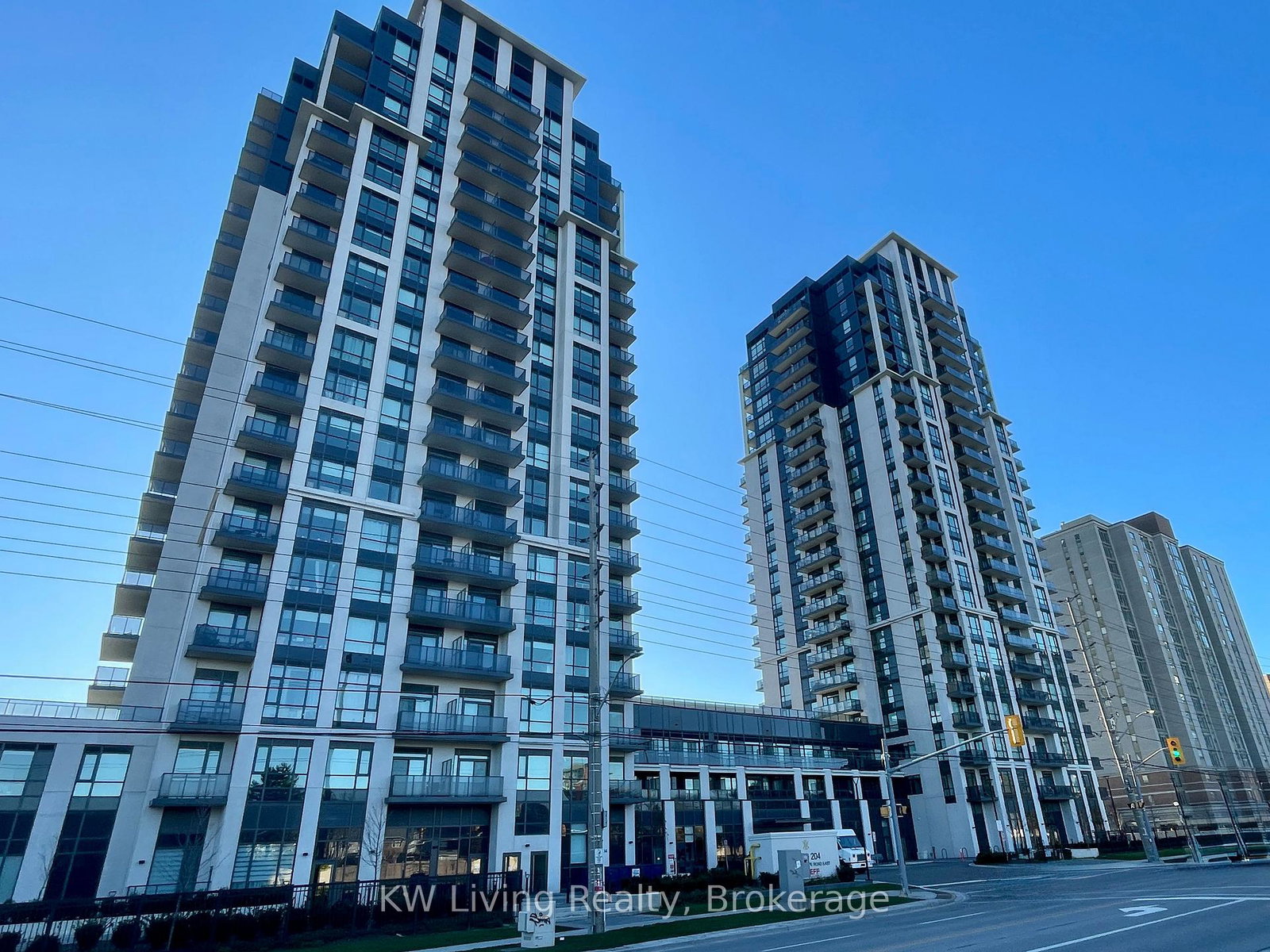 202-burnhamthorpe-road-mississauga-ontario-w12553858