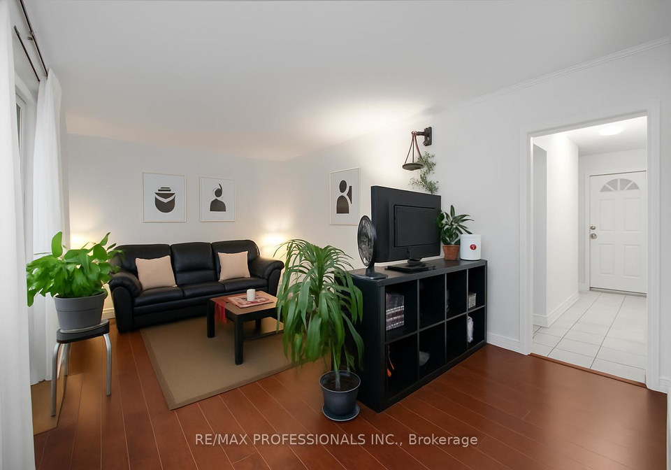 135-allenby-avenue-etobicoke-ontario-w12553930