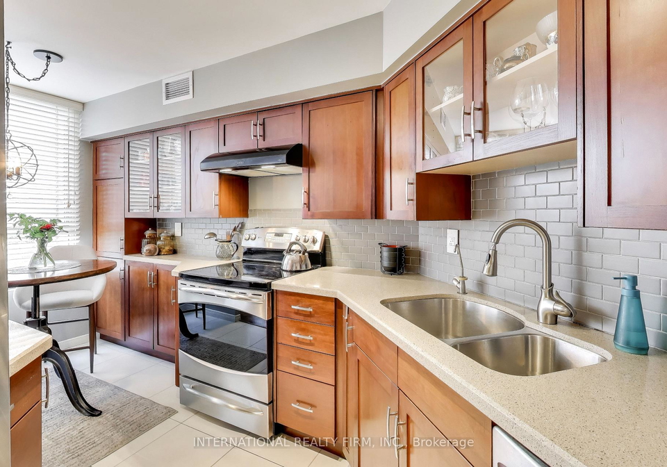 1485-lakeshore-road-e-mississauga-ontario-w12553964