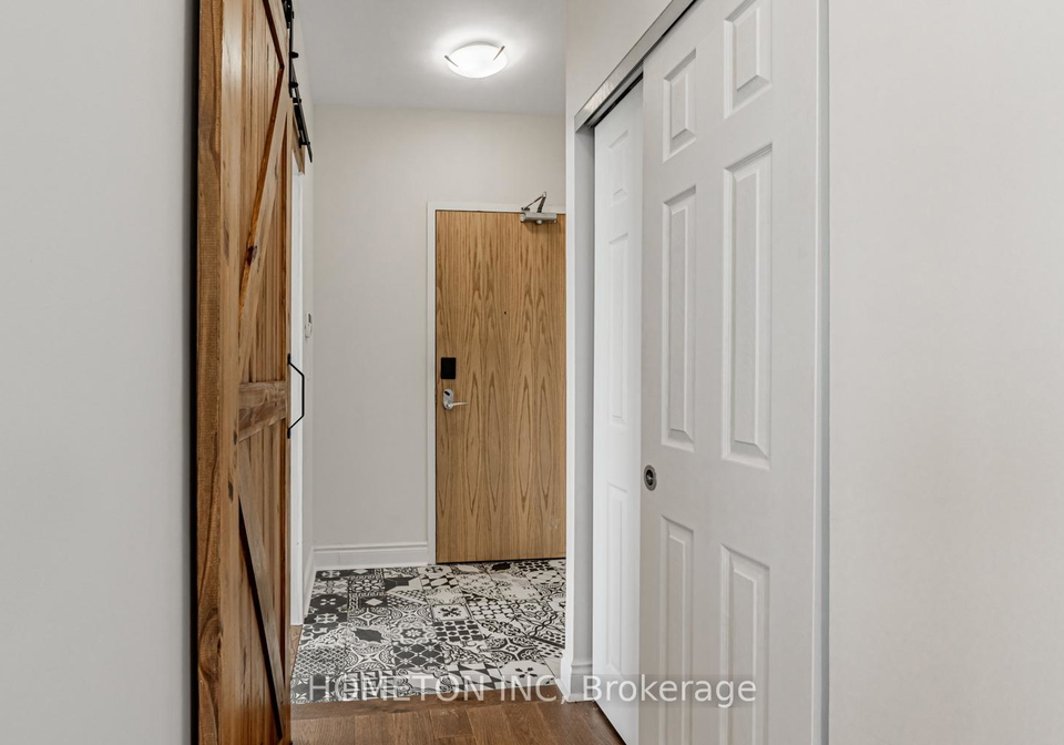 1910-lakeshore-boulevard-w-toronto-ontario-w12554634