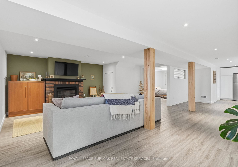 2112-amesbury-crescent-burlington-ontario-w12554754