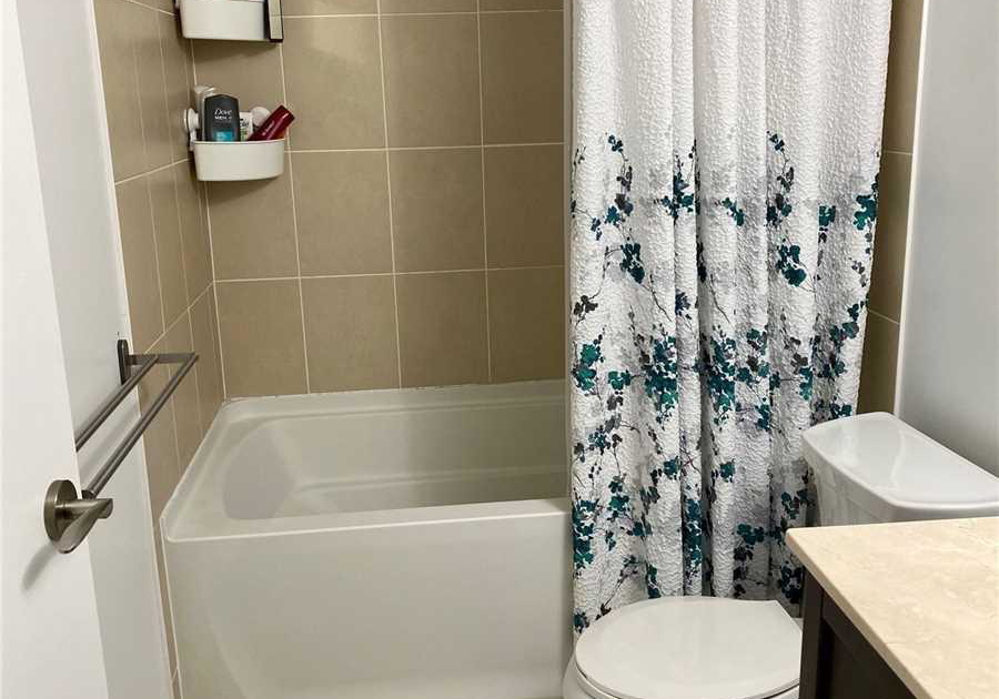 830-lawrence-avenue-w-north-york-ontario-w12554812