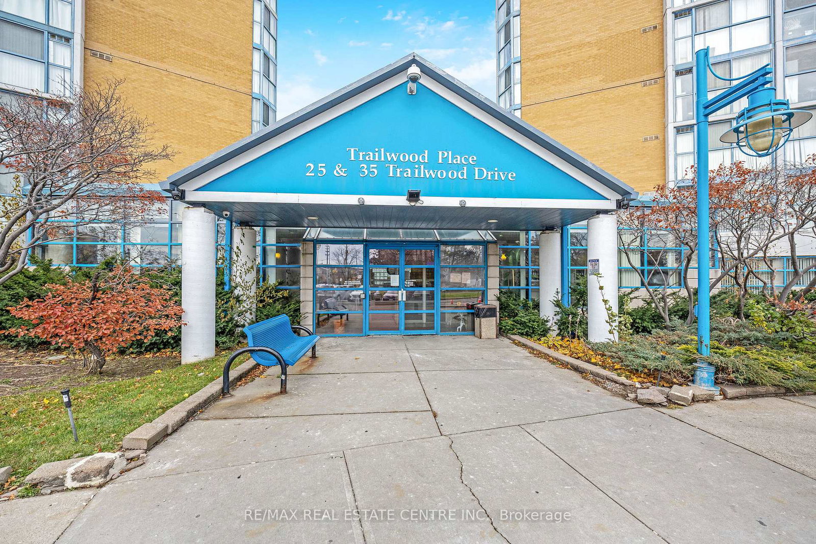 35-trailwood-drive-mississauga-ontario-w12555118