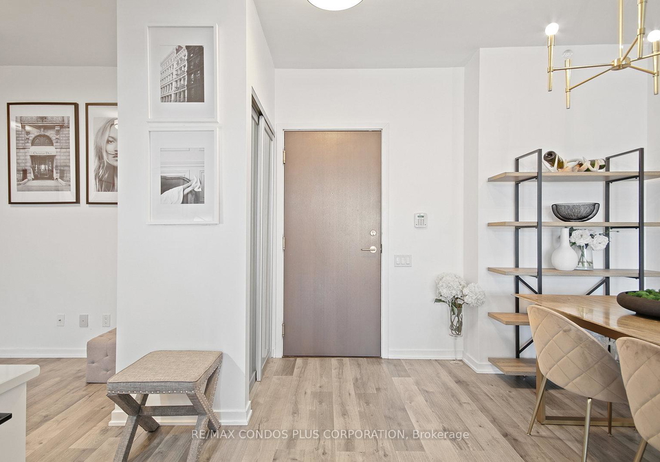 103-the-queensway-toronto-ontario-w12555142