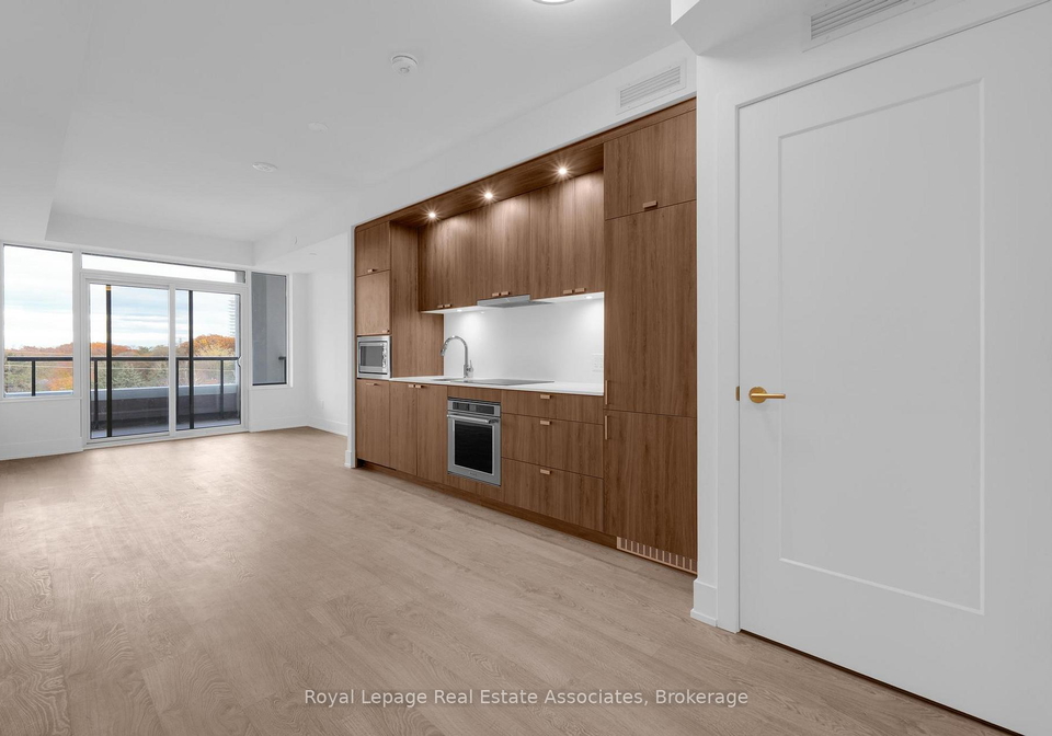 259-the-kingsway-etobicoke-ontario-w12555192