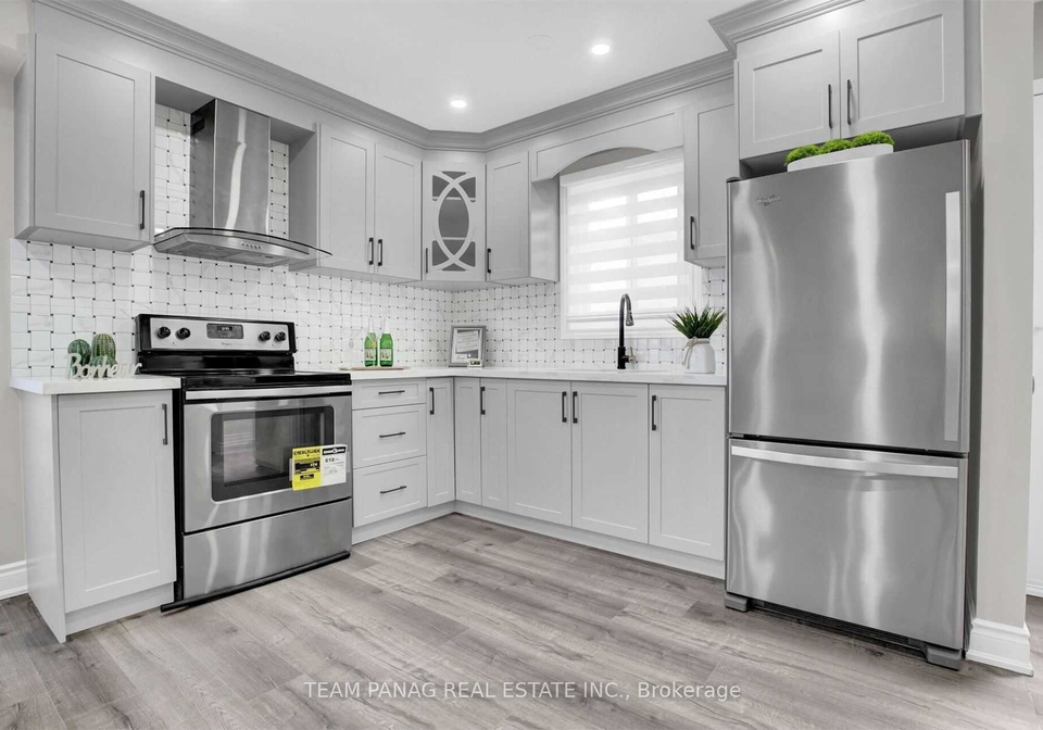 18-jensen-square-upper-brampton-ontario-w12555634