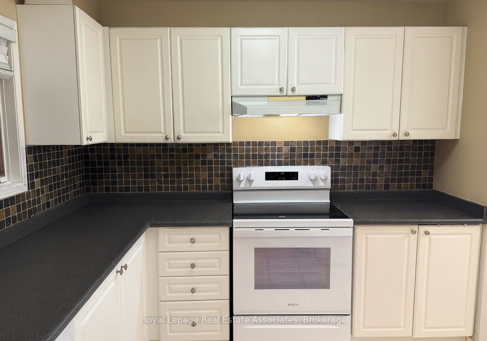 7156-sandhurst-drive-mississauga-ontario-w12555730