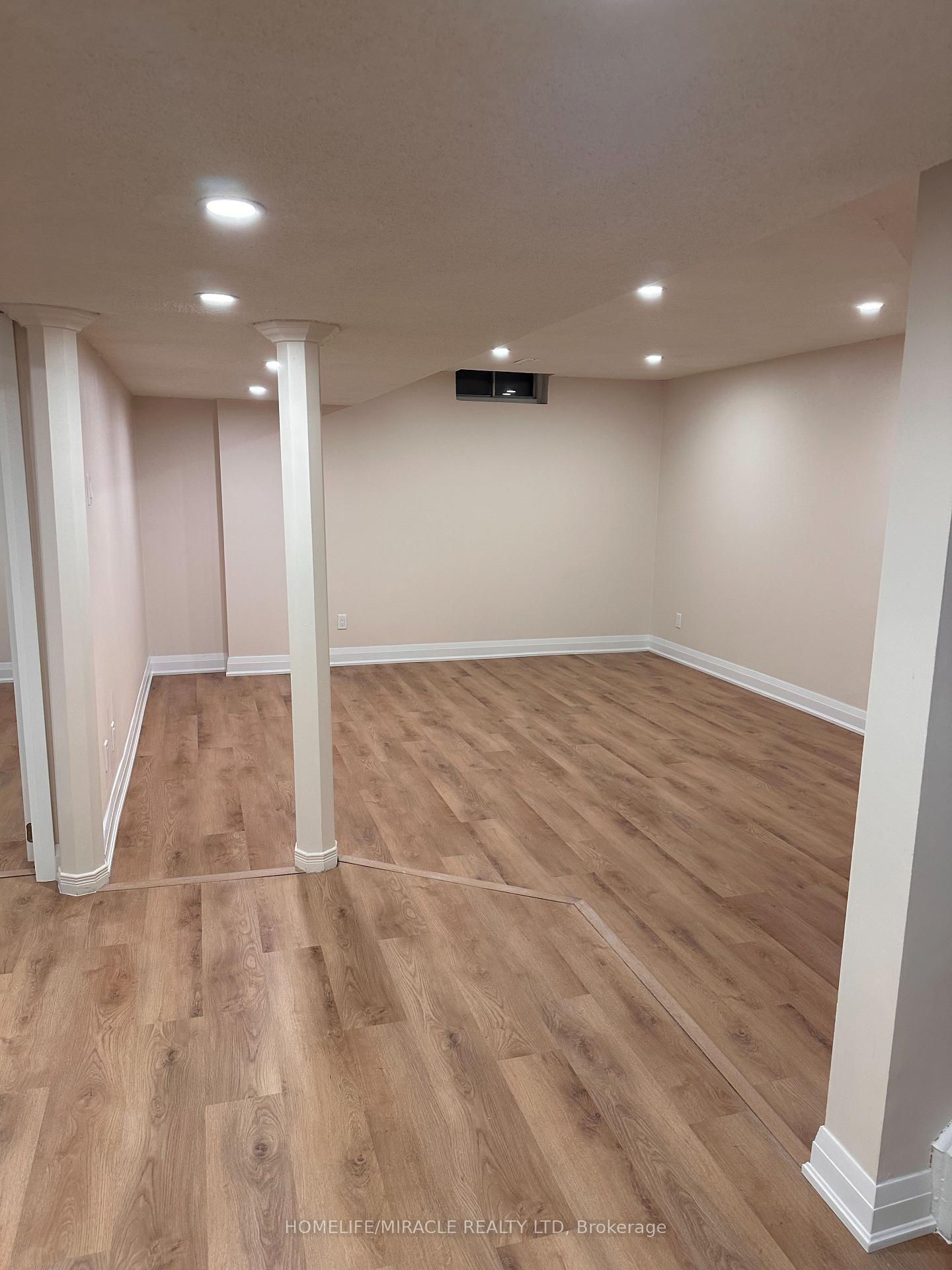 7362-aspen-avenue-mississauga-ontario-w12556368
