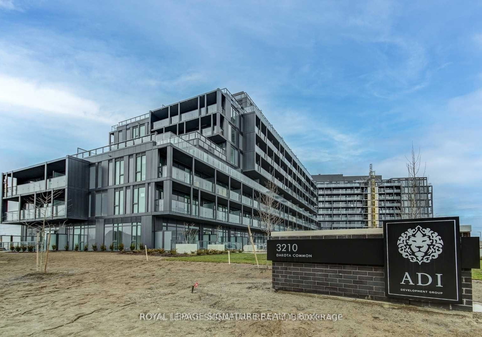 3200-dakota-common-burlington-ontario-w12556402