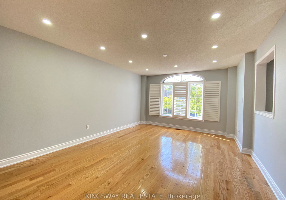 33-caranci-crescent-brampton-ontario-w12556680
