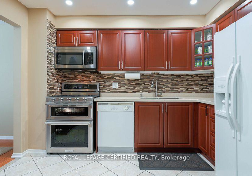 7242-corrine-crescent-mississauga-ontario-w12556782