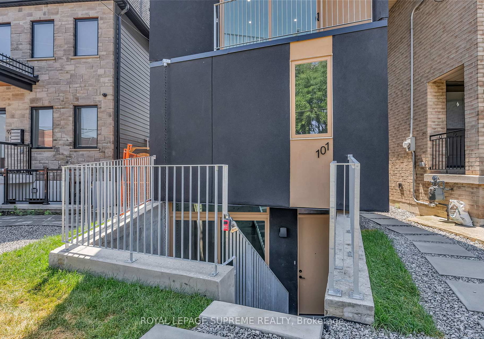 10bernice-crescent-toronto-ontario-w12557012