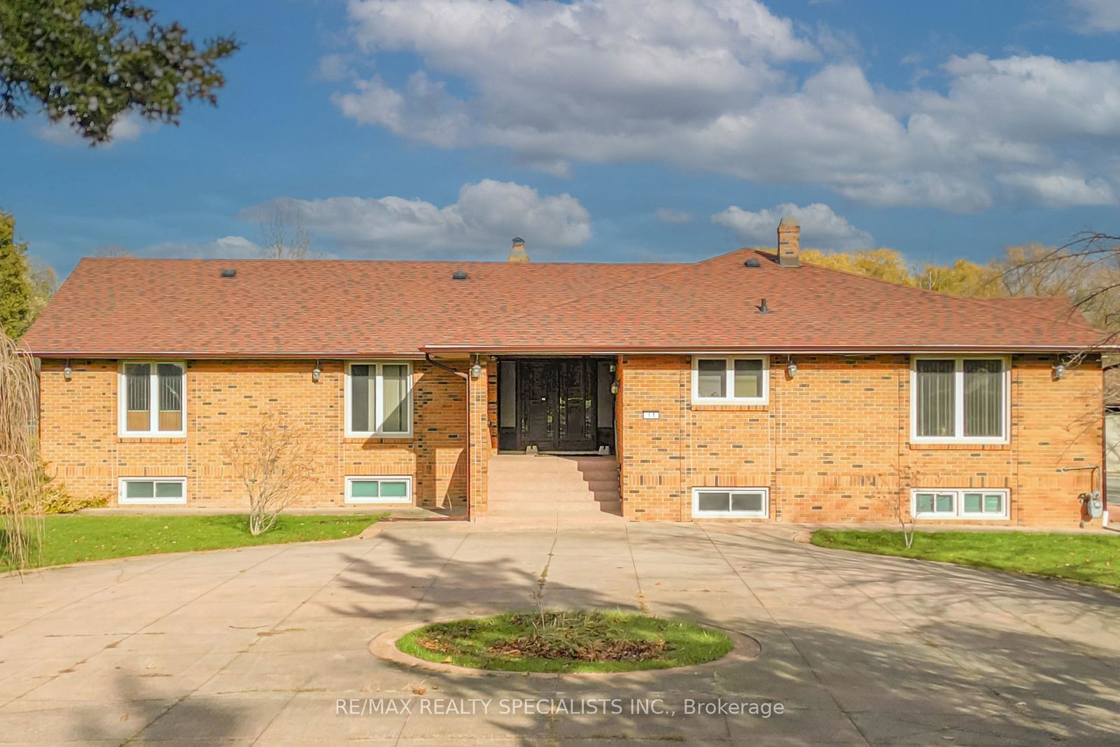 11-n-julian-drive-ne-brampton-ontario-w12557054