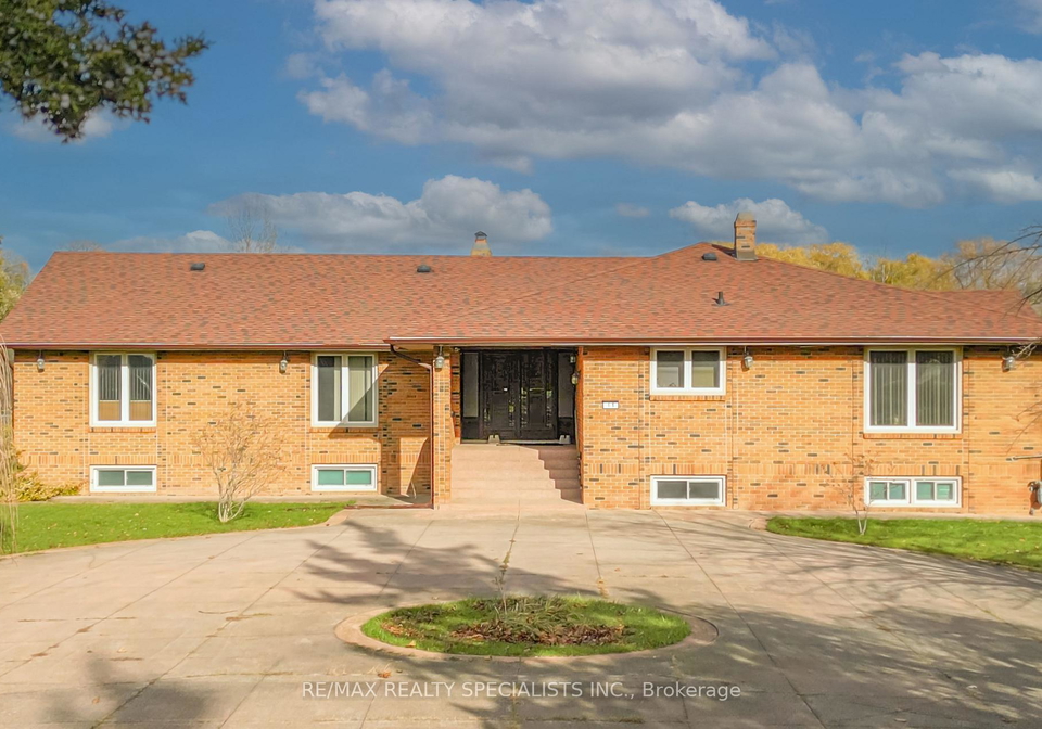 11-n-julian-drive-ne-brampton-ontario-w12557054
