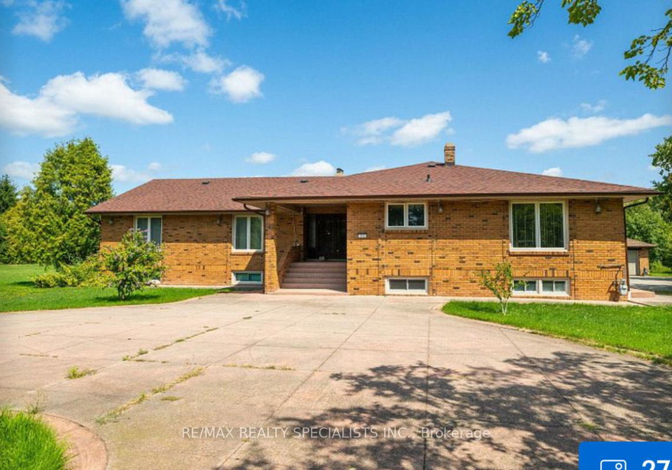 11-n-julian-drive-ne-brampton-ontario-w12557054