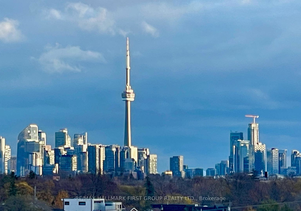 541-blackthorn-avenue-toronto-ontario-w12557398