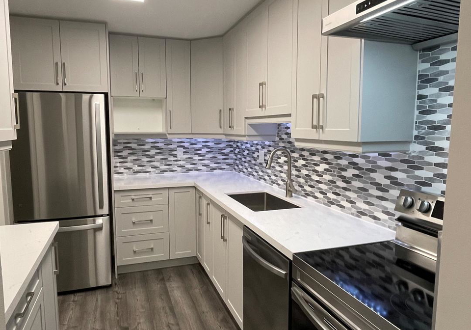 541-blackthorn-avenue-toronto-ontario-w12557398