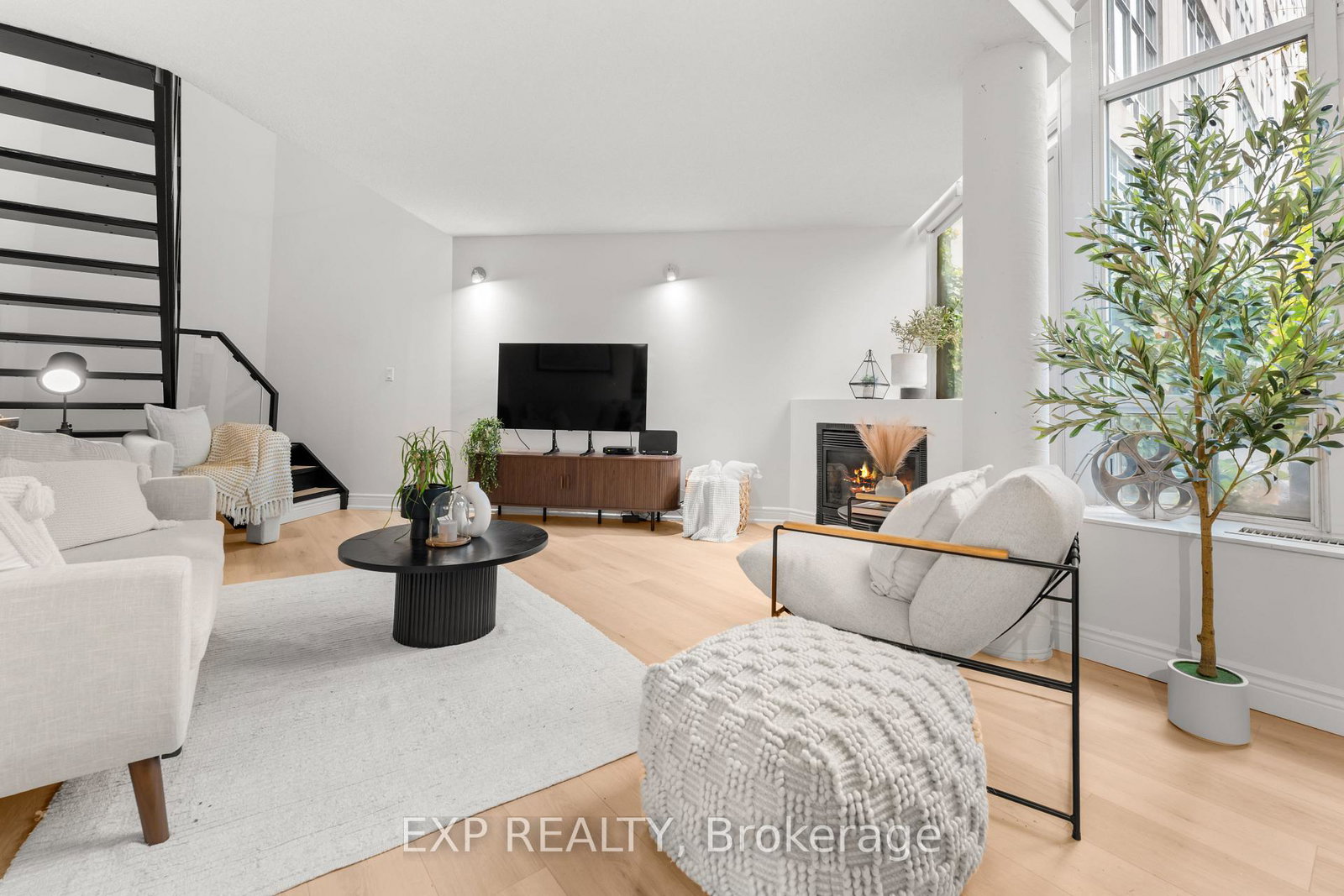 250-manitoba-street-etobicoke-ontario-w12557528