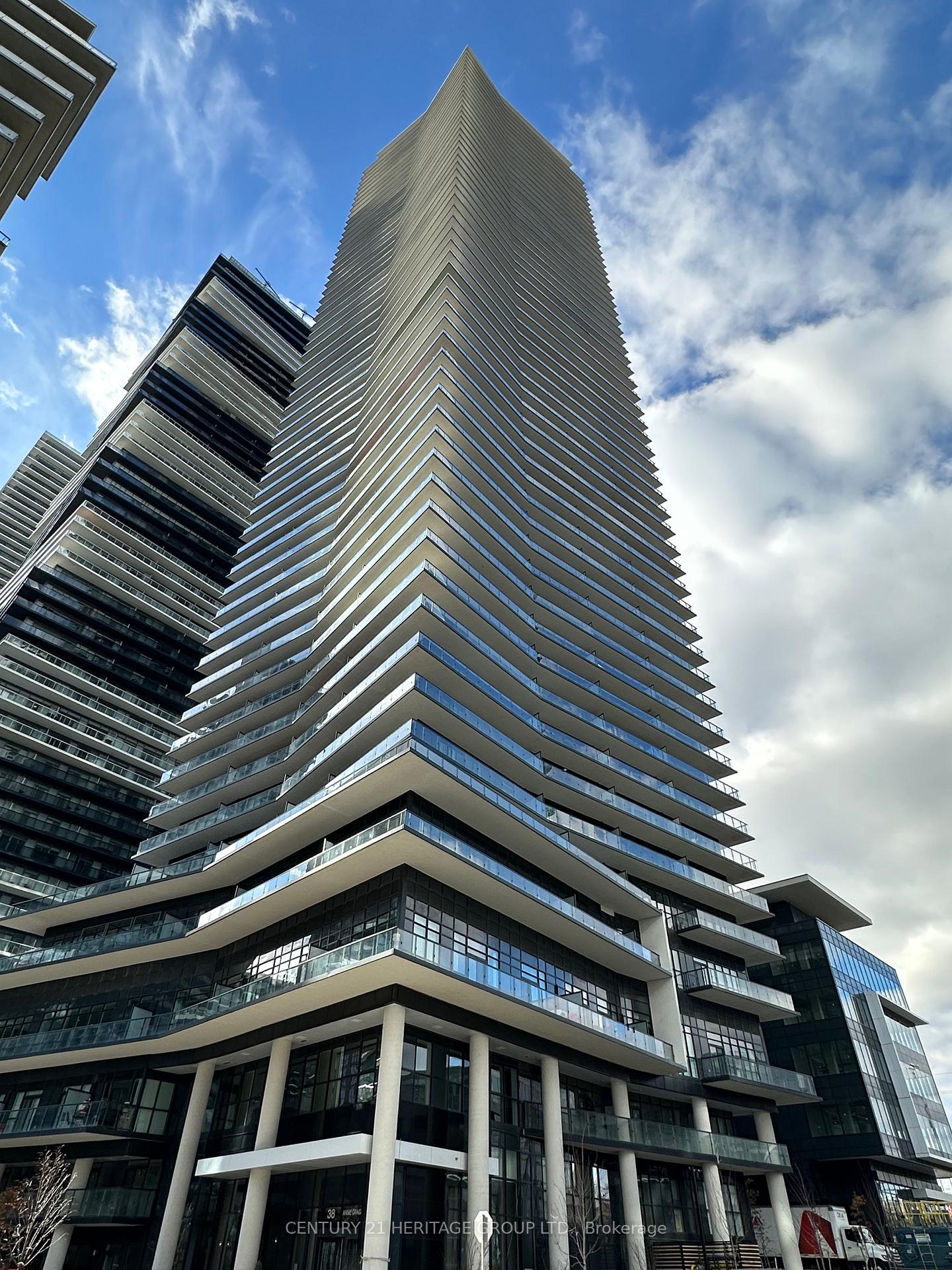 38-annie-craig-drive-etobicoke-ontario-w12557808