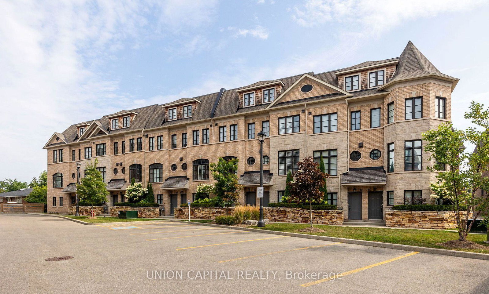 290-royalton-common-oakville-ontario-w12558230