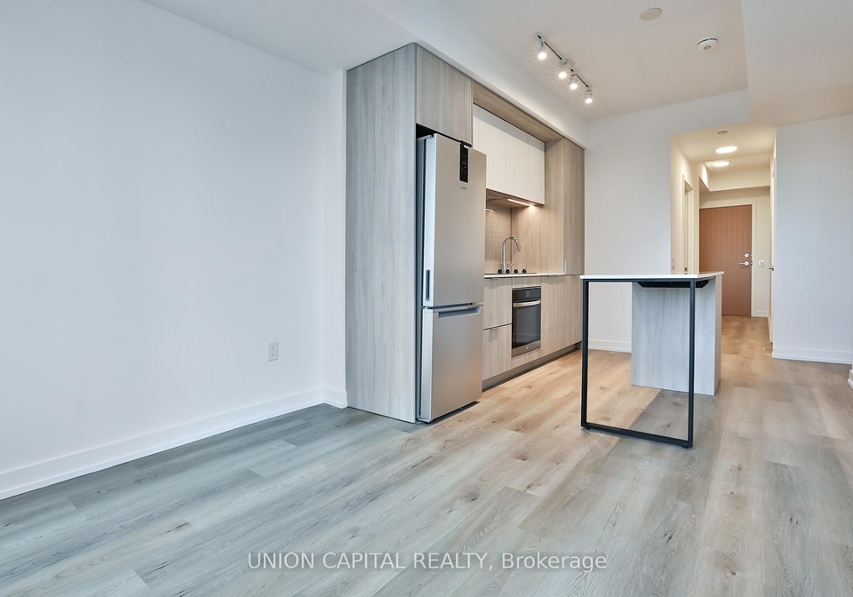 395-square-one-drive-mississauga-ontario-w12558324