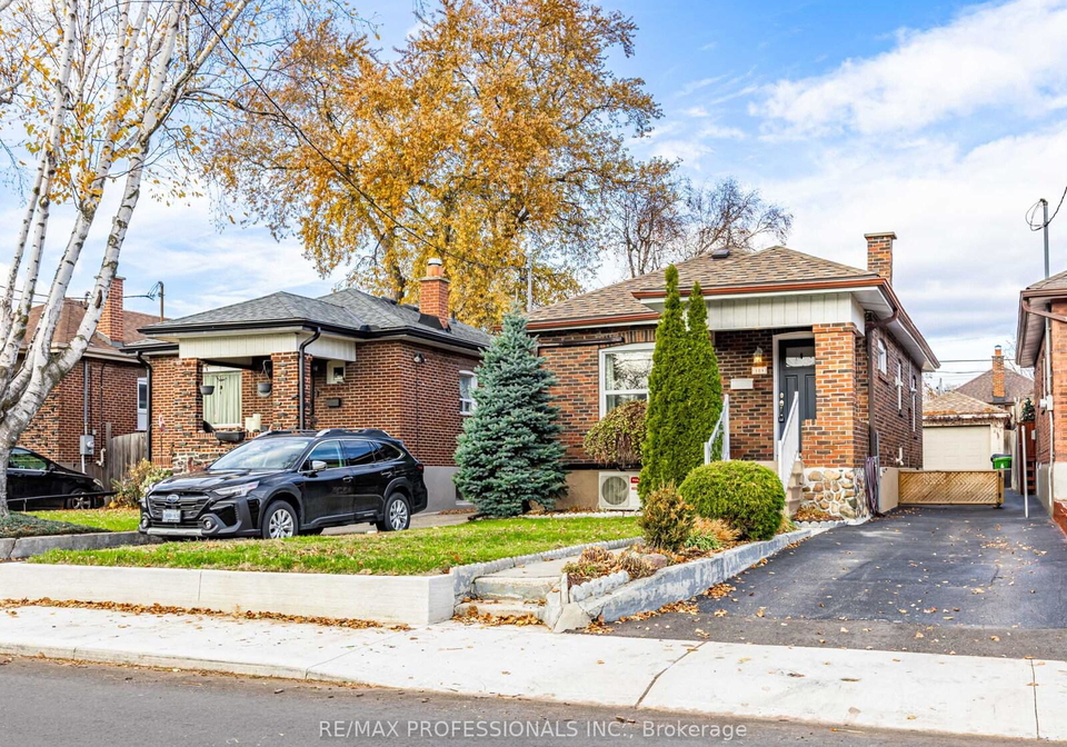 124-foxwell-street-toronto-ontario-w12558340