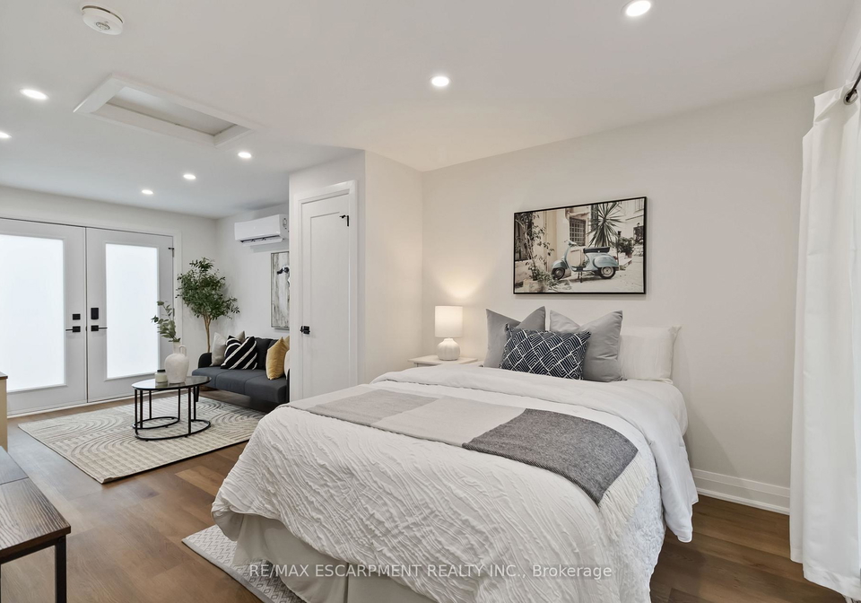 133majestic-drive-burlington-ontario-w12558500