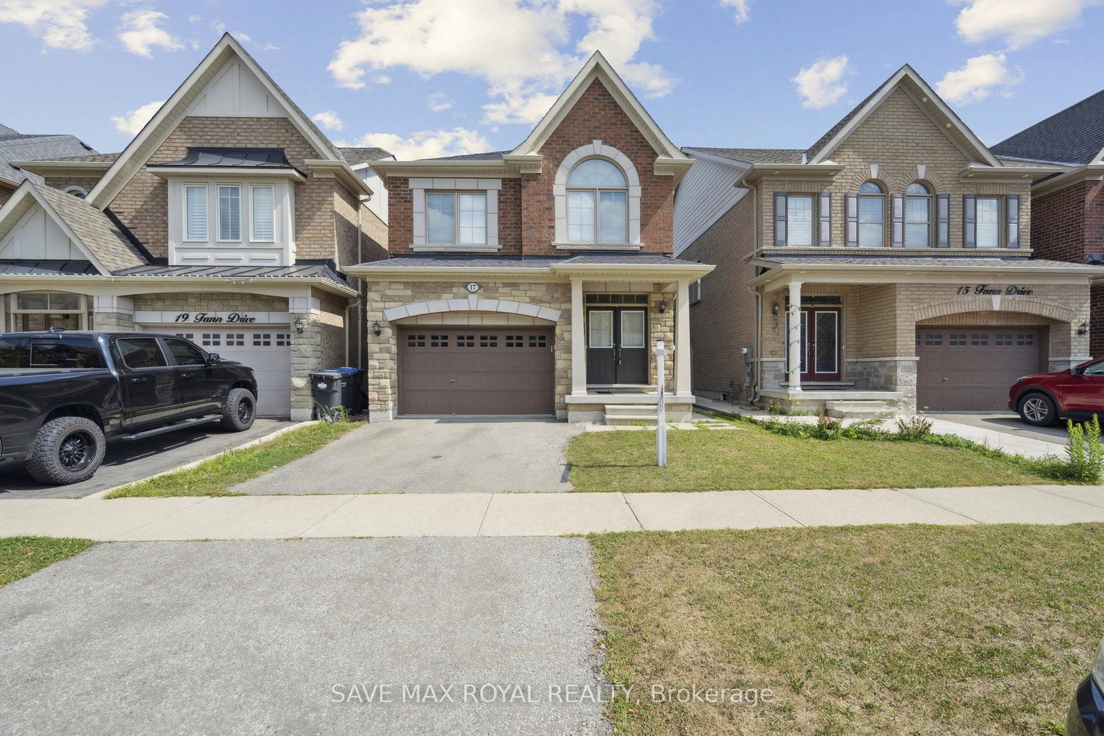 17-fann-drive-brampton-ontario-w12558530