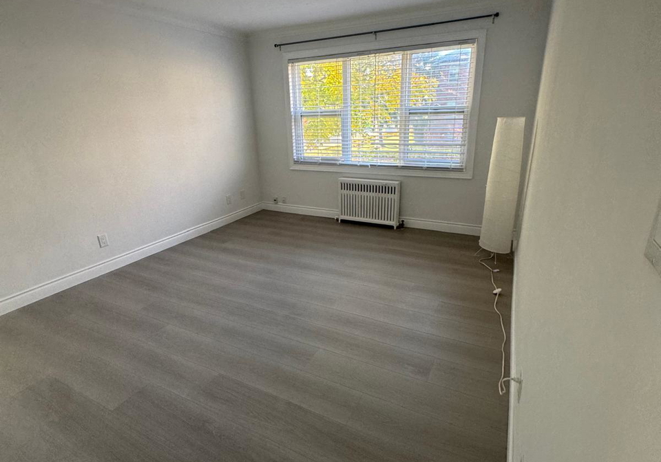 55a-long-branch-avenue-w-etobicoke-ontario-w12558854