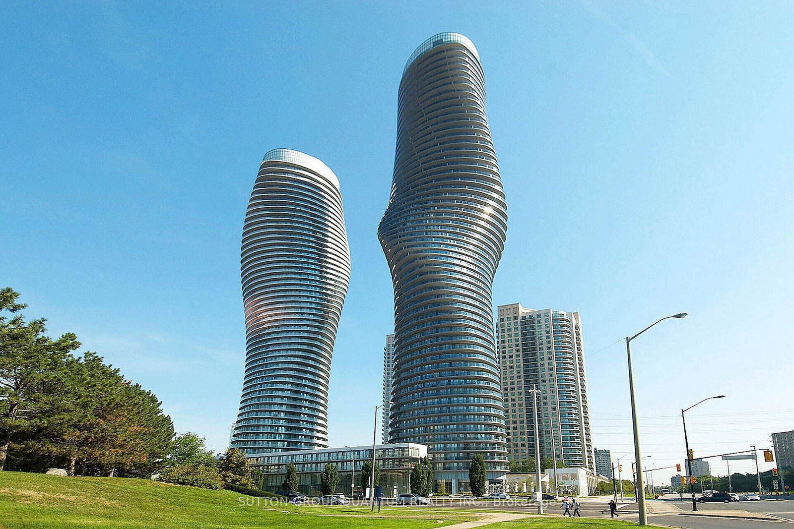 60-absolute-avenue-mississauga-ontario-w12559118