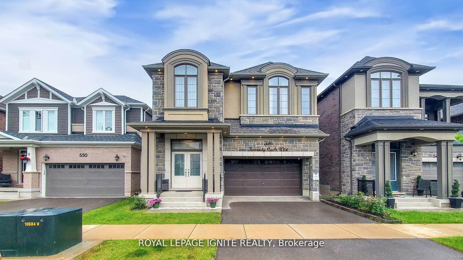 546-kennedy-circle-w-milton-ontario-w12559336