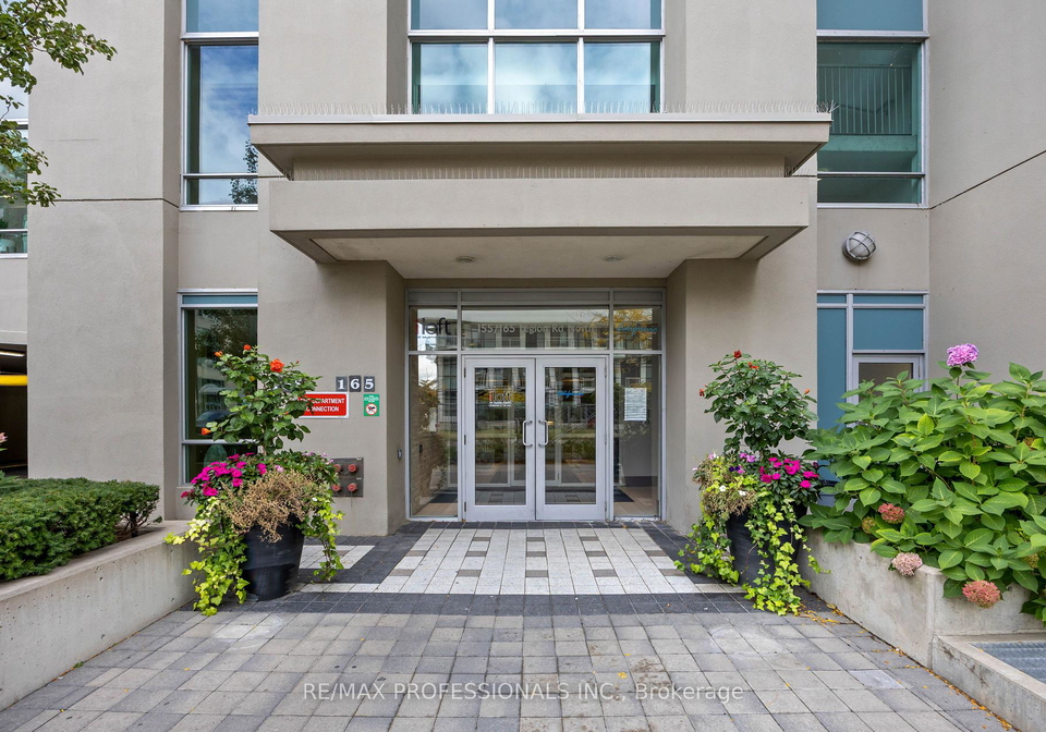 165-legion-road-n-etobicoke-ontario-w12559384