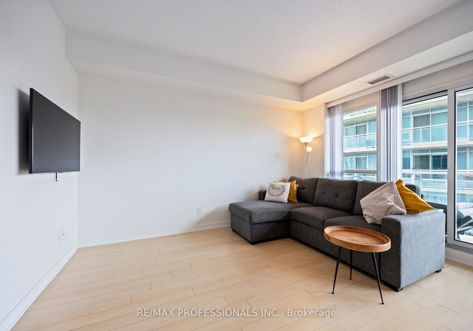165-legion-road-n-etobicoke-ontario-w12559384