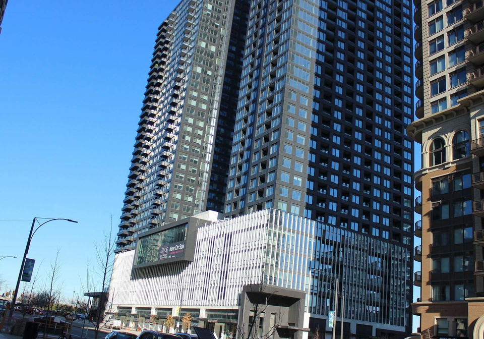 395-square-one-drive-mississauga-ontario-w12559436
