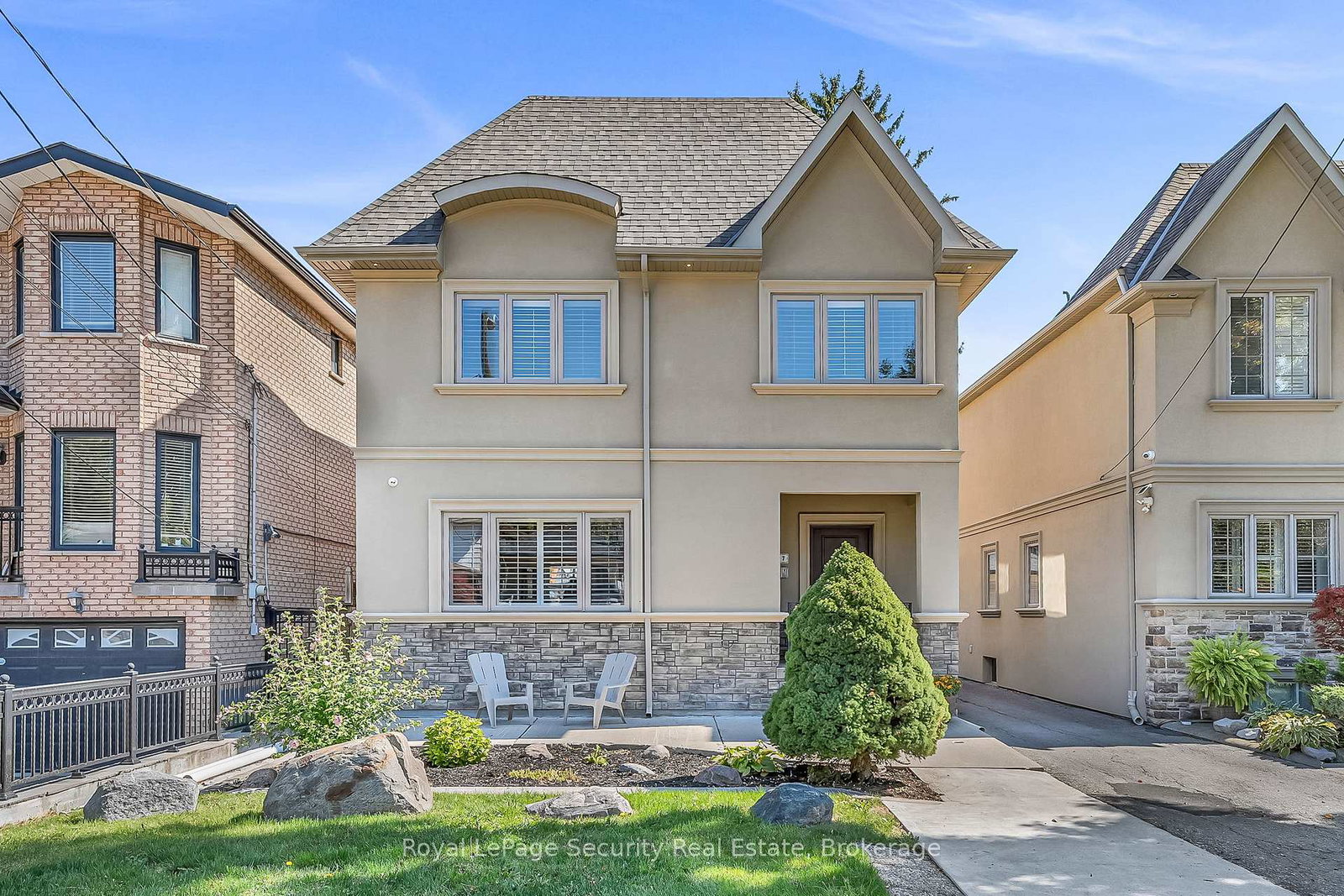 7-avalon-avenue-toronto-ontario-w12559506