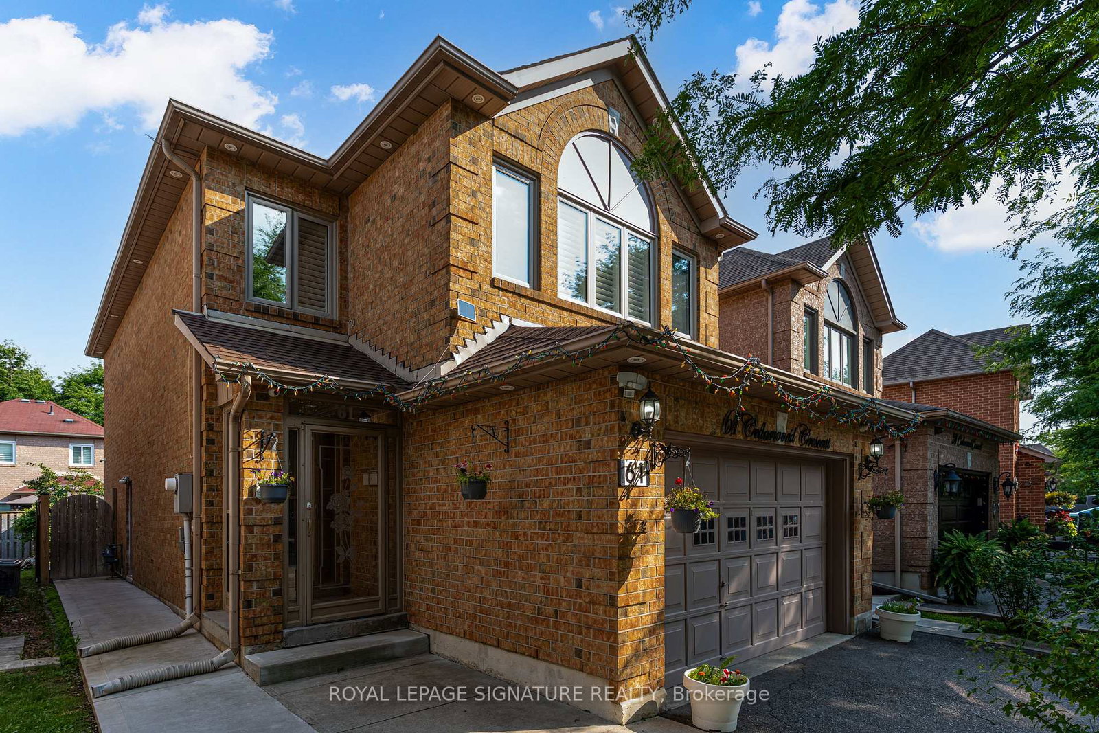 61-cedarwood-crescent-brampton-ontario-w12559946