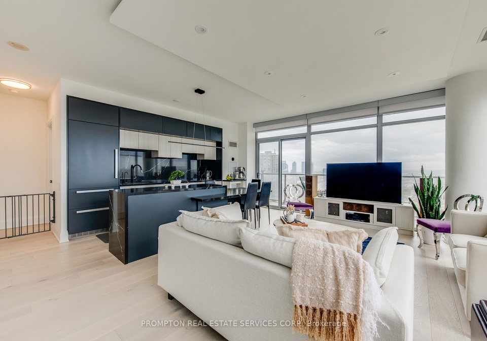 105-the-queensway-toronto-ontario-w12559990