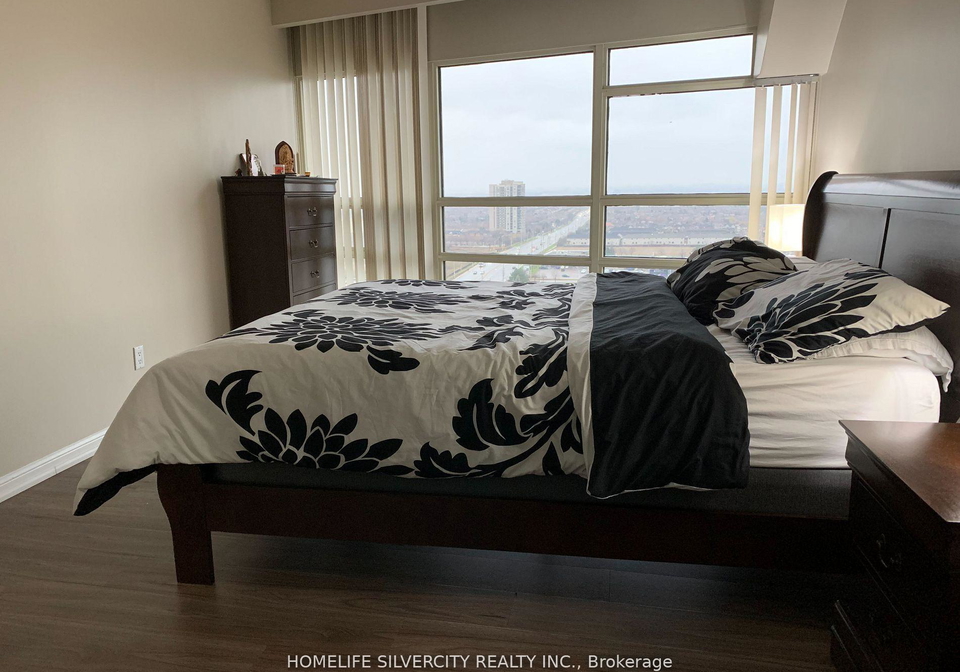 50-eglinton-avenue-w-mississauga-ontario-w12559992