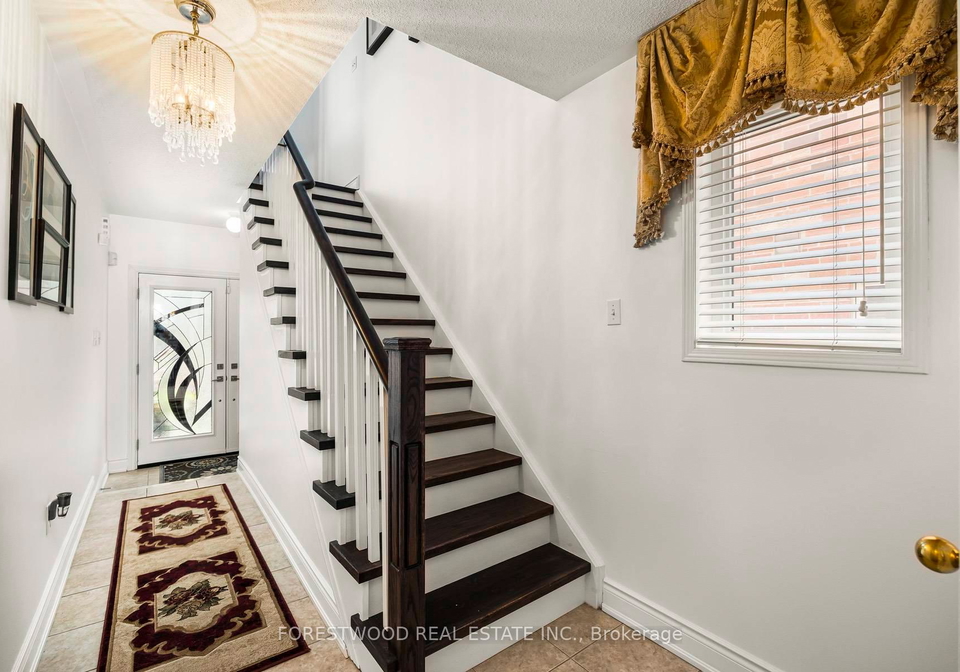 28-sugarberry-drive-brampton-ontario-w12560282