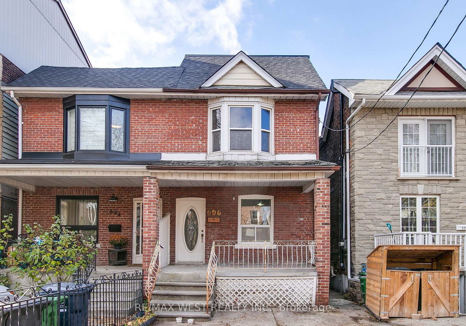 696-st-clarens-avenue-toronto-ontario-w12560324